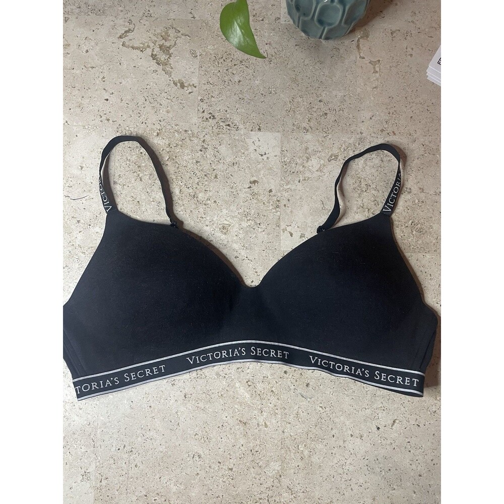 Victoria's Secret Women Bra 40C Black T Shirt Lightly Lined Wireless Adjustable